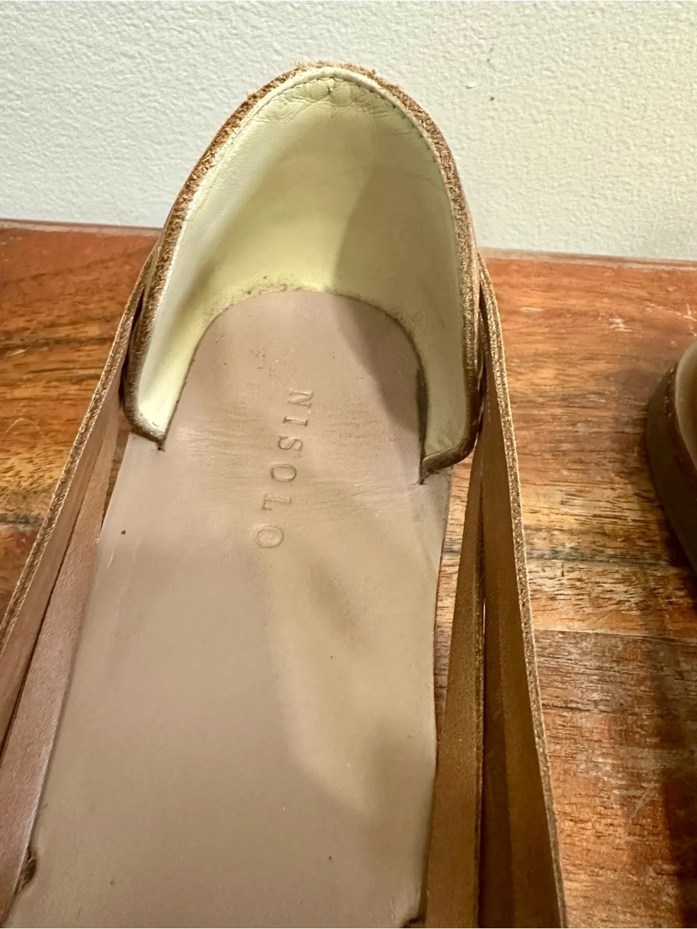 Nisolo Huarache Slip On Sandals in Almond Handwoven Leather Size 7
